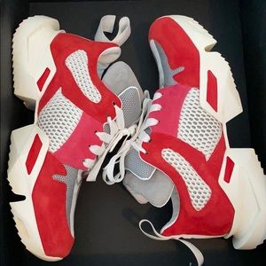 Unravel project sneakers size 9. Worn once.